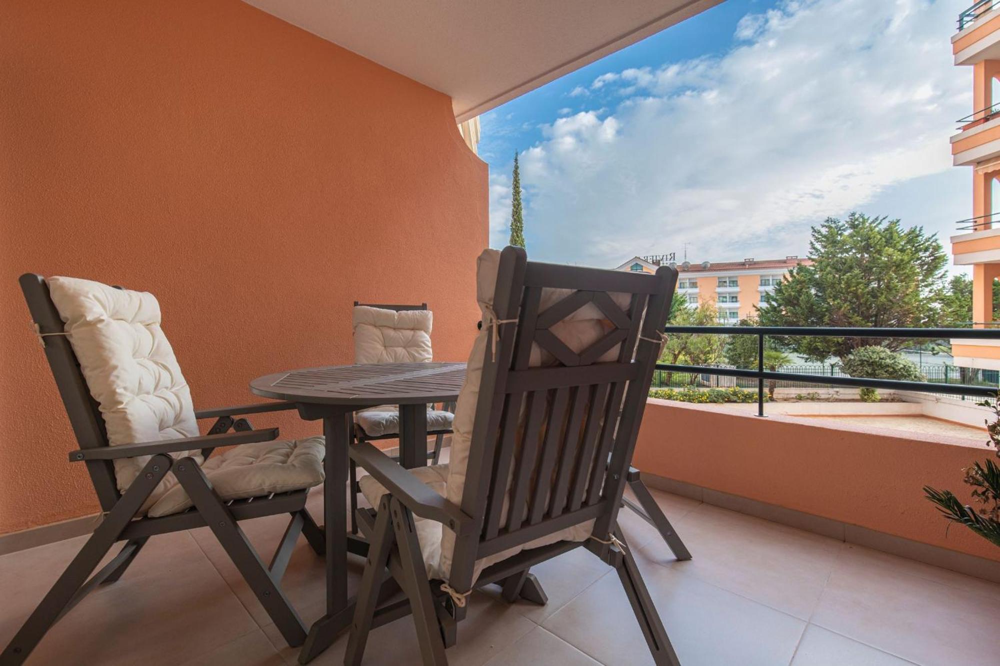Deluxe 2Bdr Apartment In Carcavelos By Lovelystay Экстерьер фото